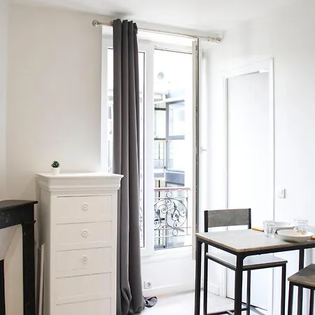 With Wifi 10 Min Walk From Paris * Клиши